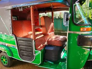 Bajaj RE Three Wheeler 2015