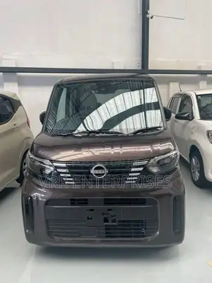Nissan Roox 2024