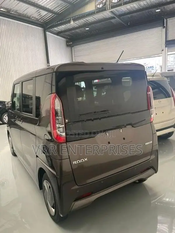 Nissan Roox 2024