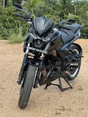 Bajaj Pulsar N160 2025