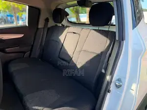 Mahindra KUV 100 2023