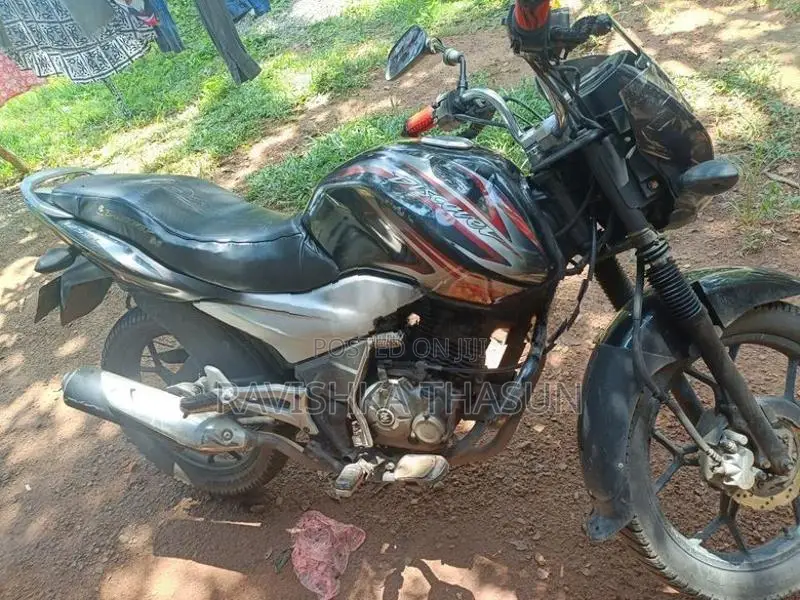 Bajaj Discover 125 2017