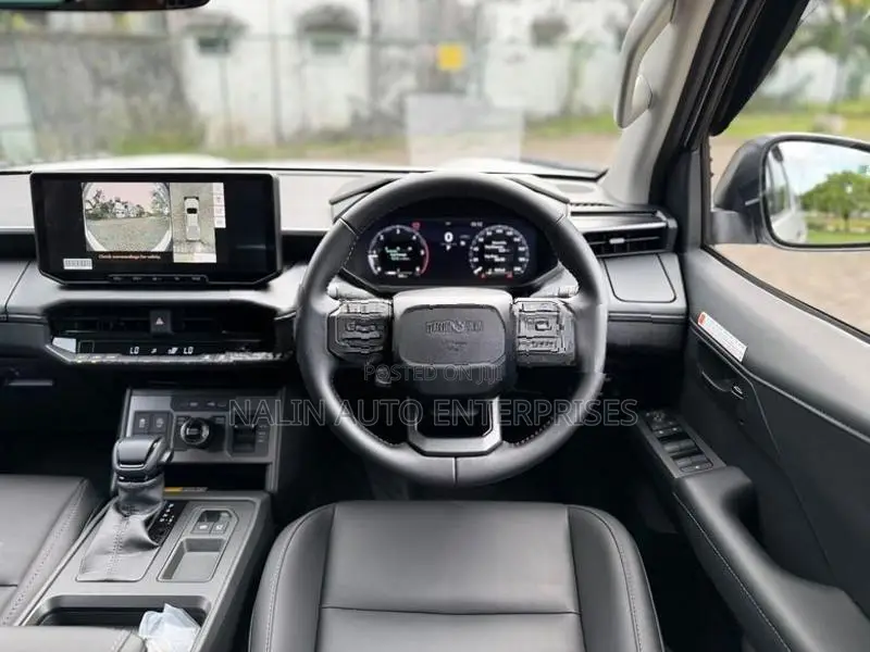 Toyota Hilux Travo Overland Plus 2026