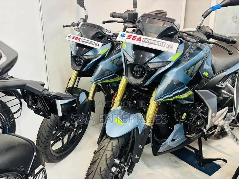 Bajaj Pulsar N160 Pulser premium 2026