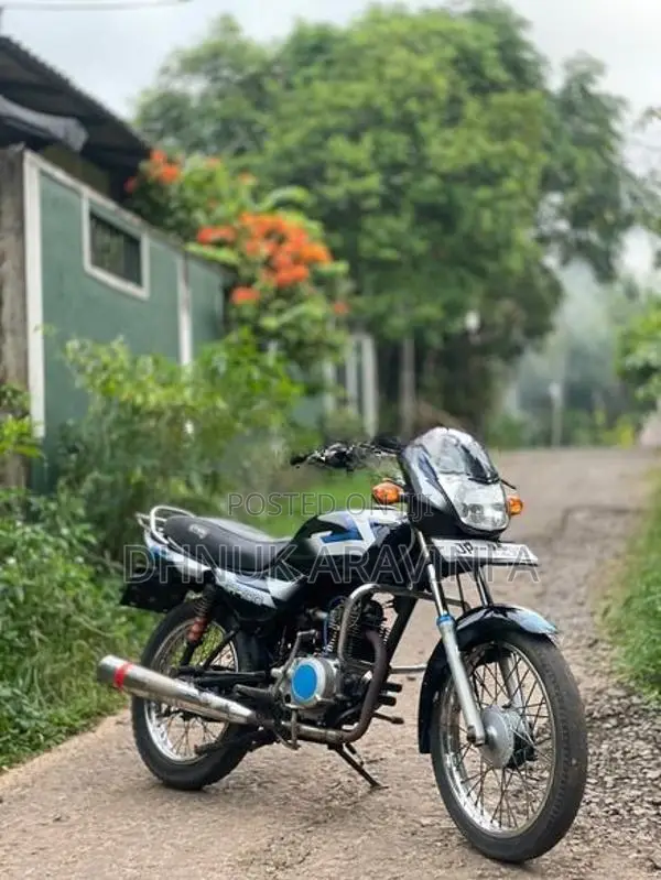 Bajaj CT100 2005