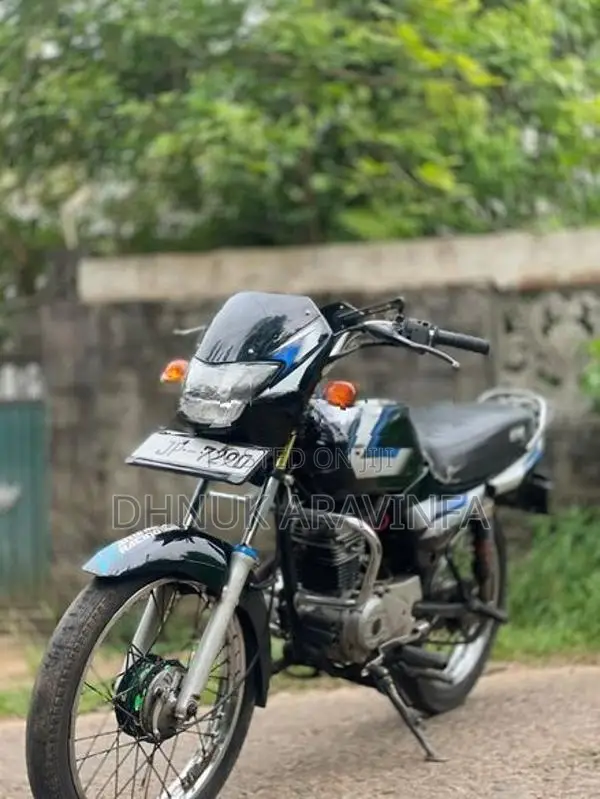 Bajaj CT100 2005