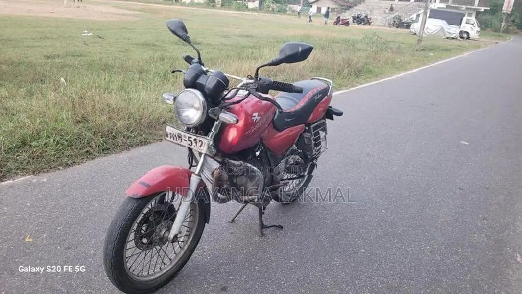 Bajaj Pulsar 180 2004