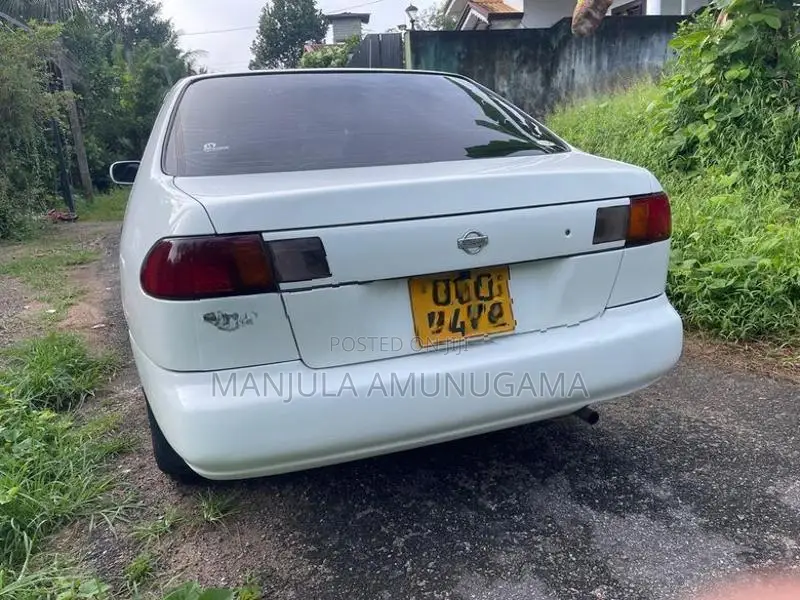 Nissan Sunny 1995