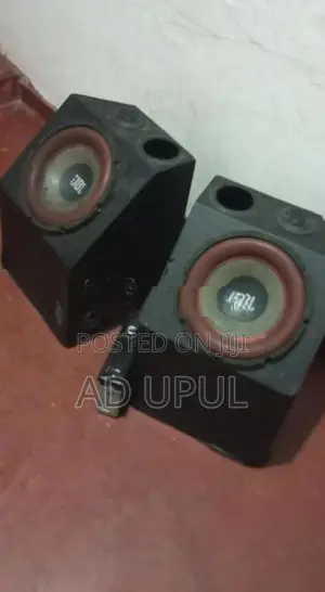 Three Wheel Speaker