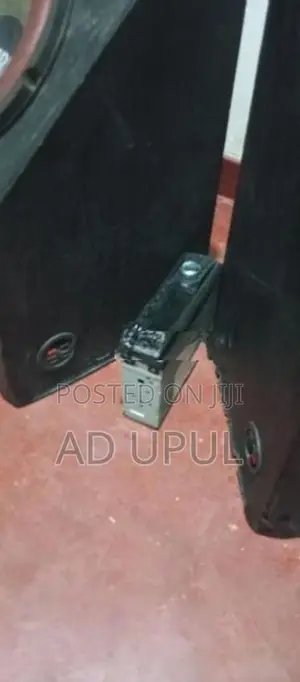 Three Wheel Speaker