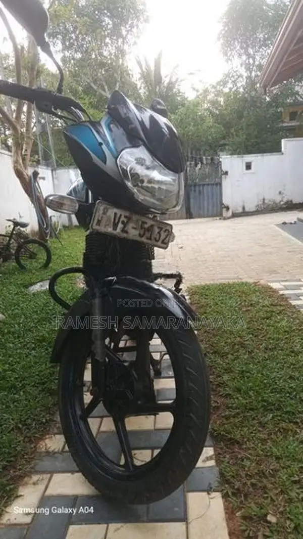 Bajaj Discover 2010
