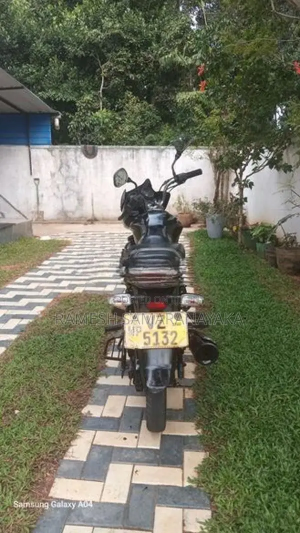 Bajaj Discover 2010