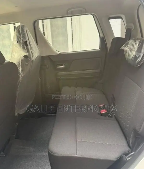 Suzuki Wagon R ZX Hybrid B/N 2026