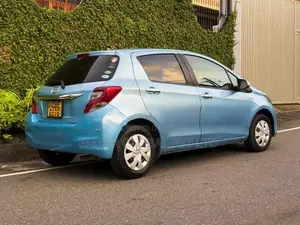 Toyota Vitz 2015