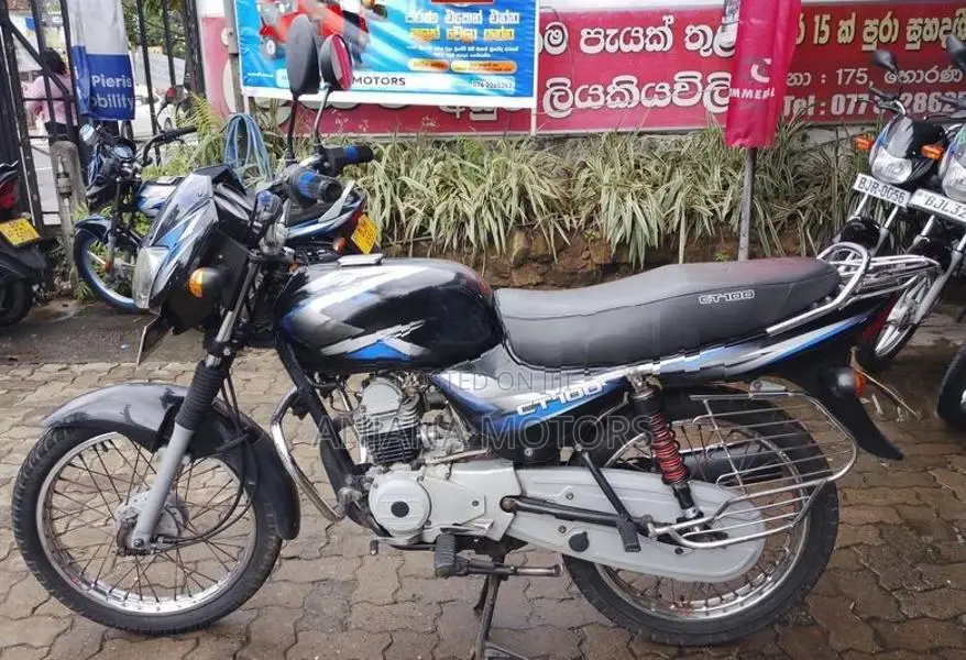 Bajaj CT100 2018