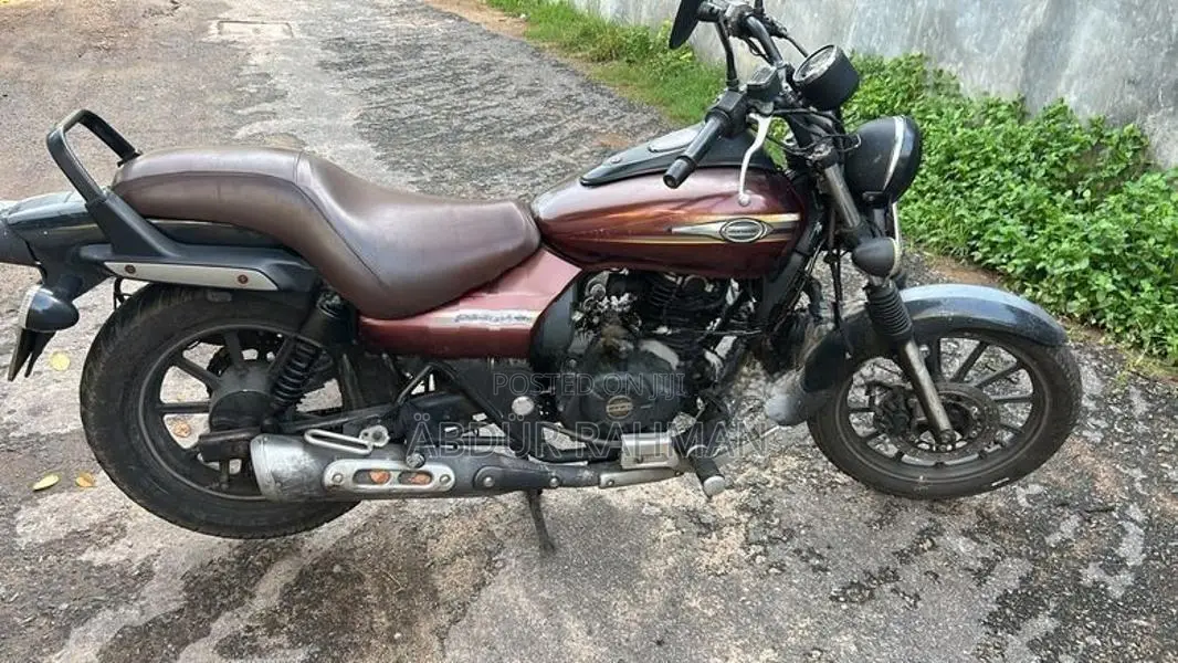 Bajaj Avenger 2017