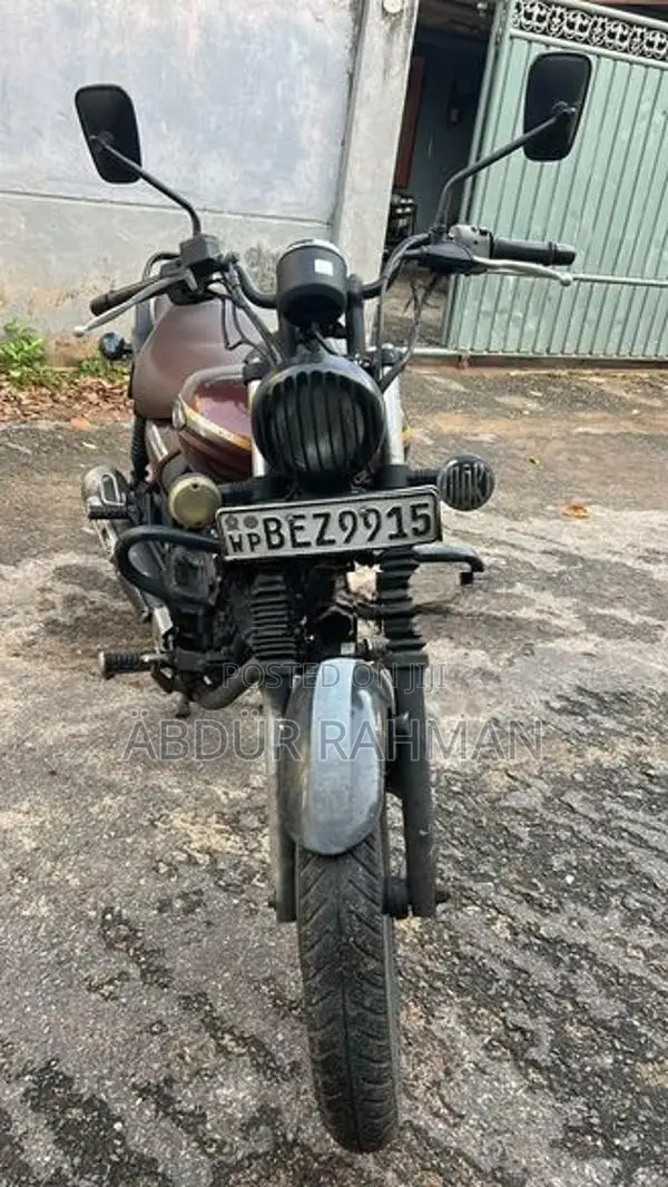 Bajaj Avenger 2017
