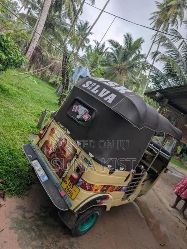 Bajaj RE 2008