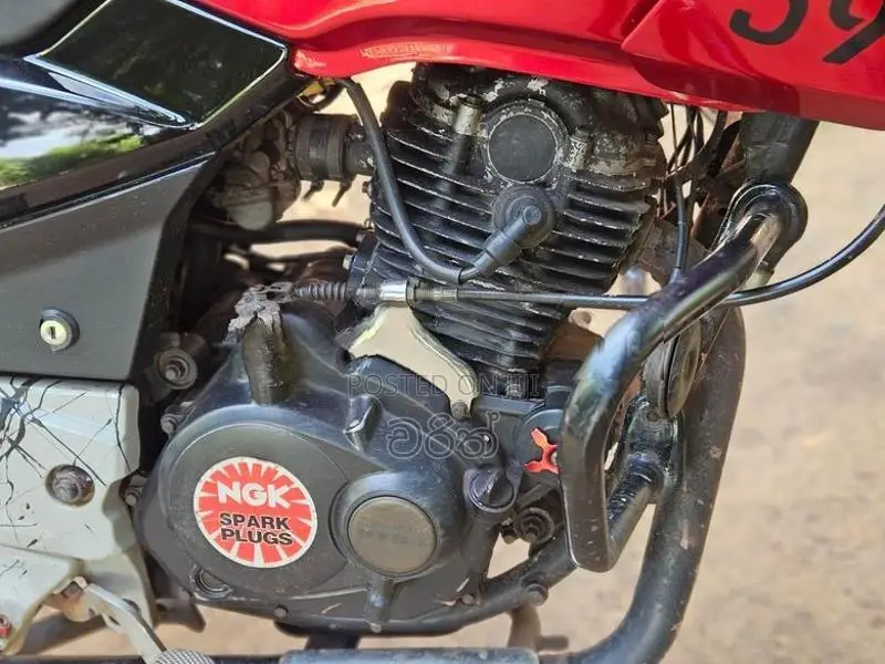 Bajaj Pulsar 180 2011