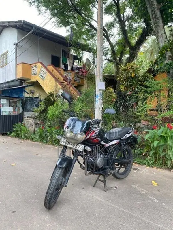Bajaj Discover 2010