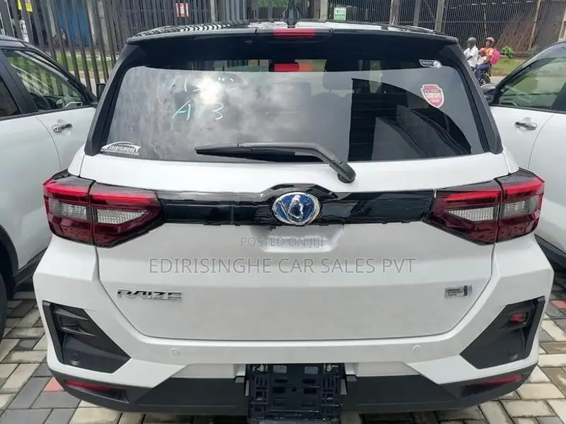 Toyota Raize Hybrid brand new 2026