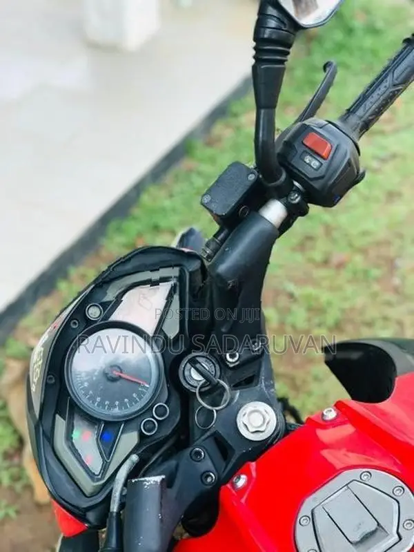 Bajaj Pulsar NS160 2017