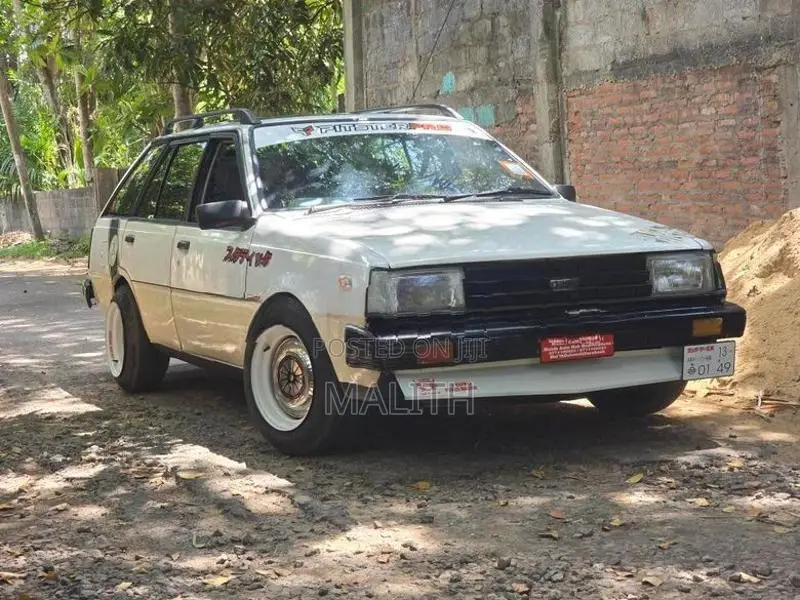 Nissan B11 1983