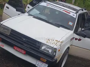 Nissan B11 1983