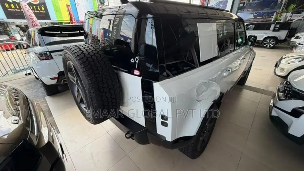 Land Rover Defender Fully Loaded 2026