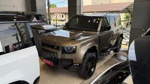 Land Rover Defender Fully Loaded 2025