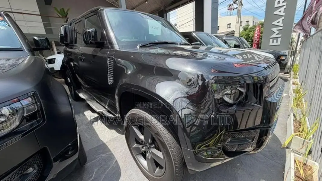 Land Rover Defender Fully Loaded UK 2024