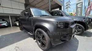 Land Rover Defender Fully Loaded 2025