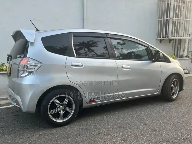 Honda Fit GP1 2011