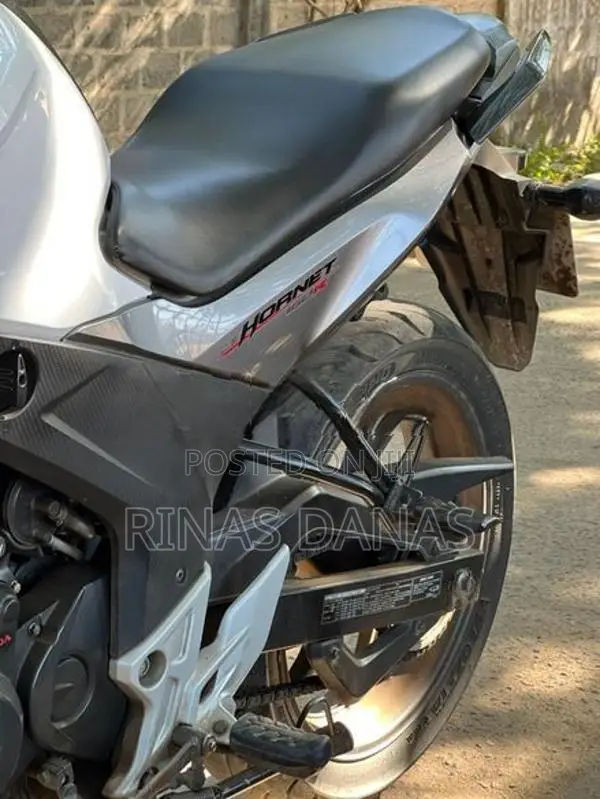 Honda CB Hornet 160R 2017