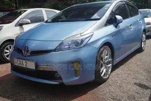 Toyota Prius 2012