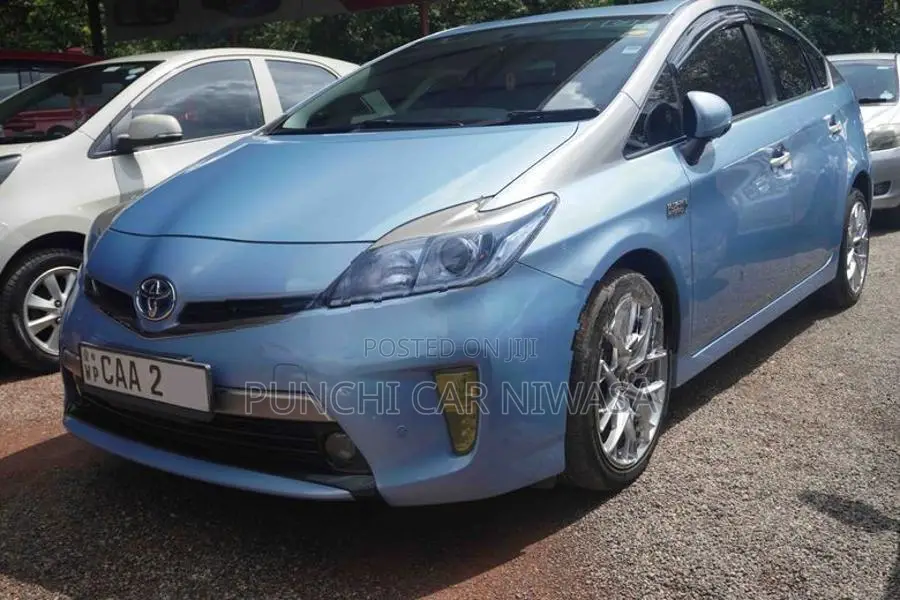 Toyota Prius 2012