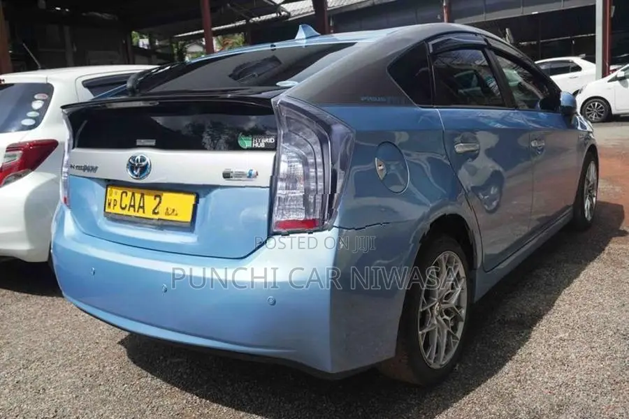 Toyota Prius 2012