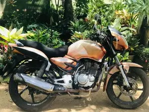 TVS Apache 2006