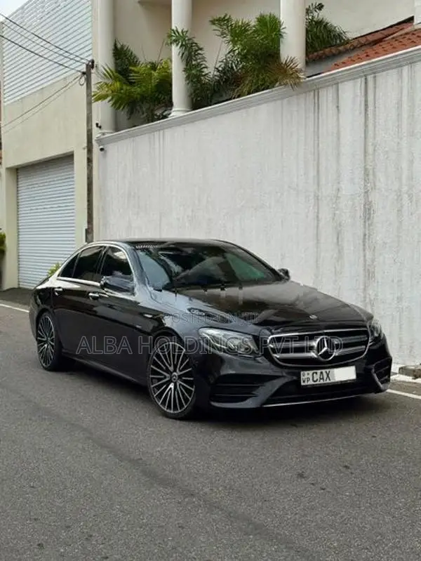 Mercedes Benz E350 AMG Plus 2017