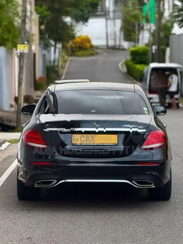 Mercedes Benz E350 AMG Plus 2017