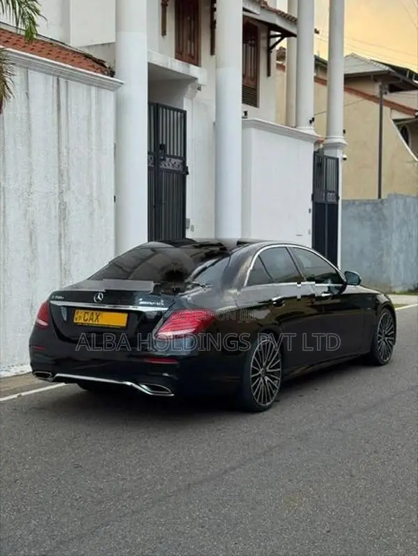 Mercedes Benz E350 AMG Plus 2017