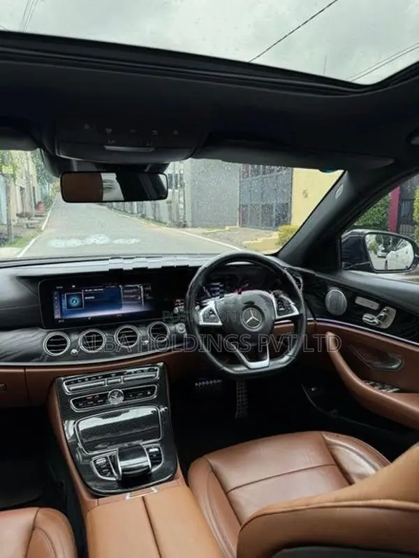 Mercedes Benz E350 AMG Plus 2017