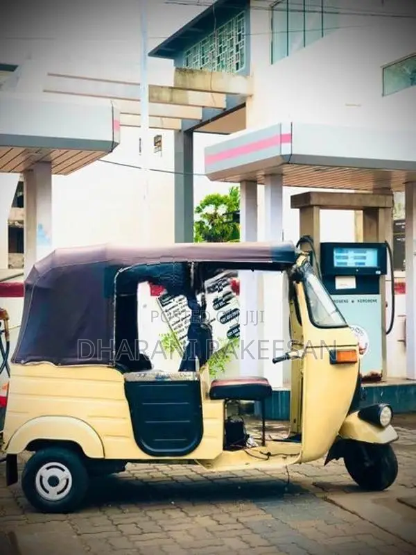 Bajaj RE 1998