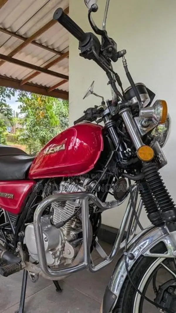 Suzuki GN 125 2020
