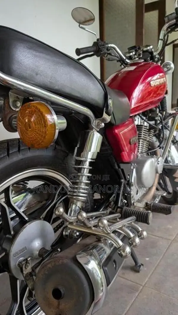 Suzuki GN 125 2020