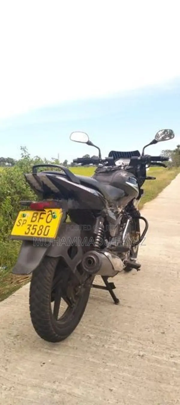 Bajaj Pulsar 150 2017