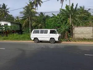Mitsubishi Delica L300 1988