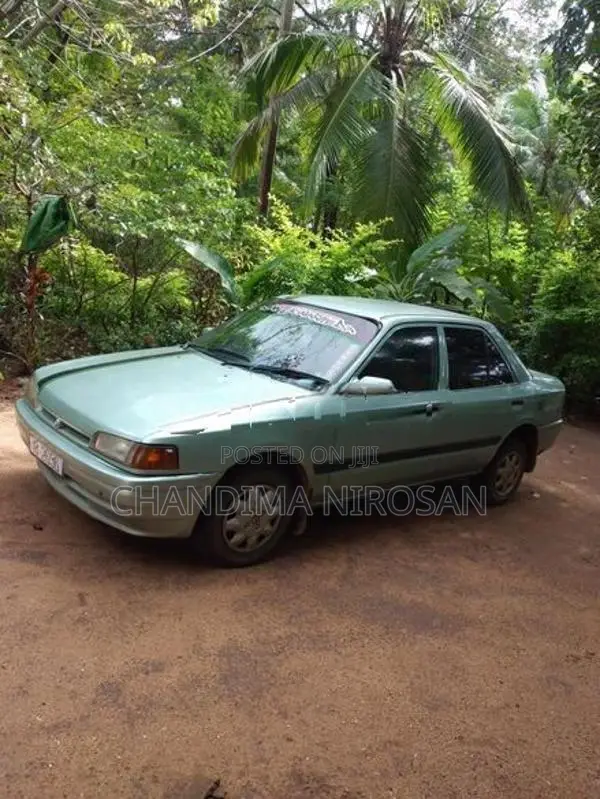 Mazda Familia 1993