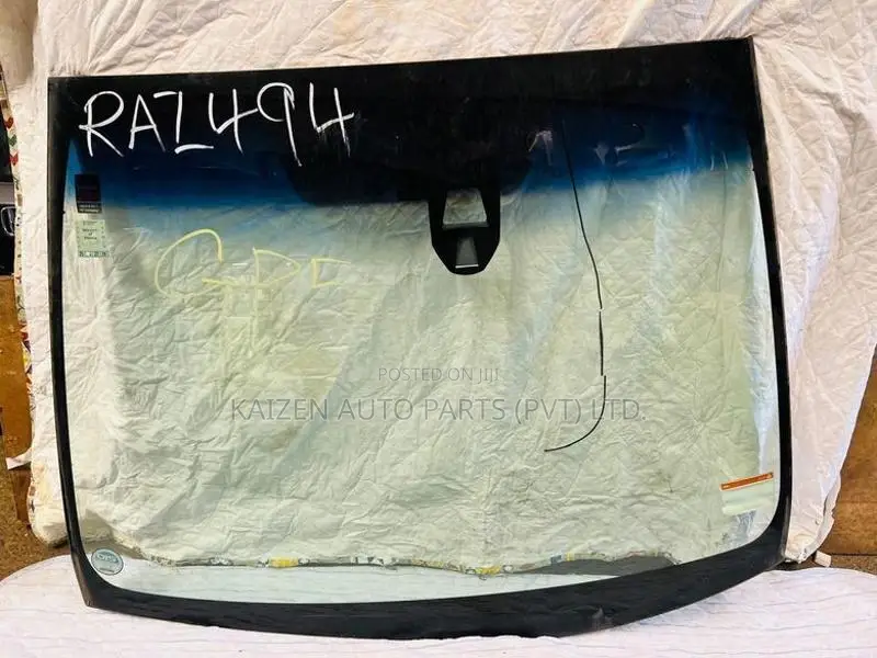 Honda Fit GP5 Windscreen