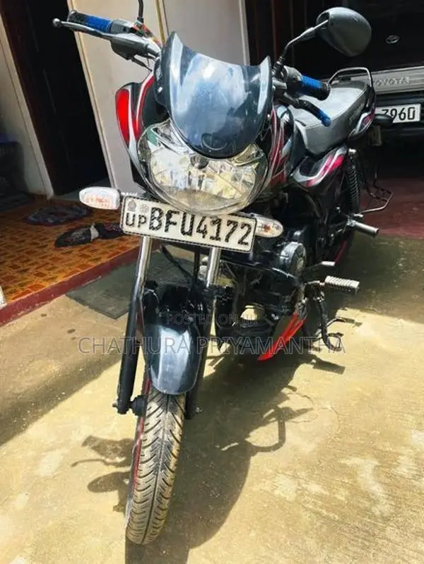 Bajaj Discover 2017